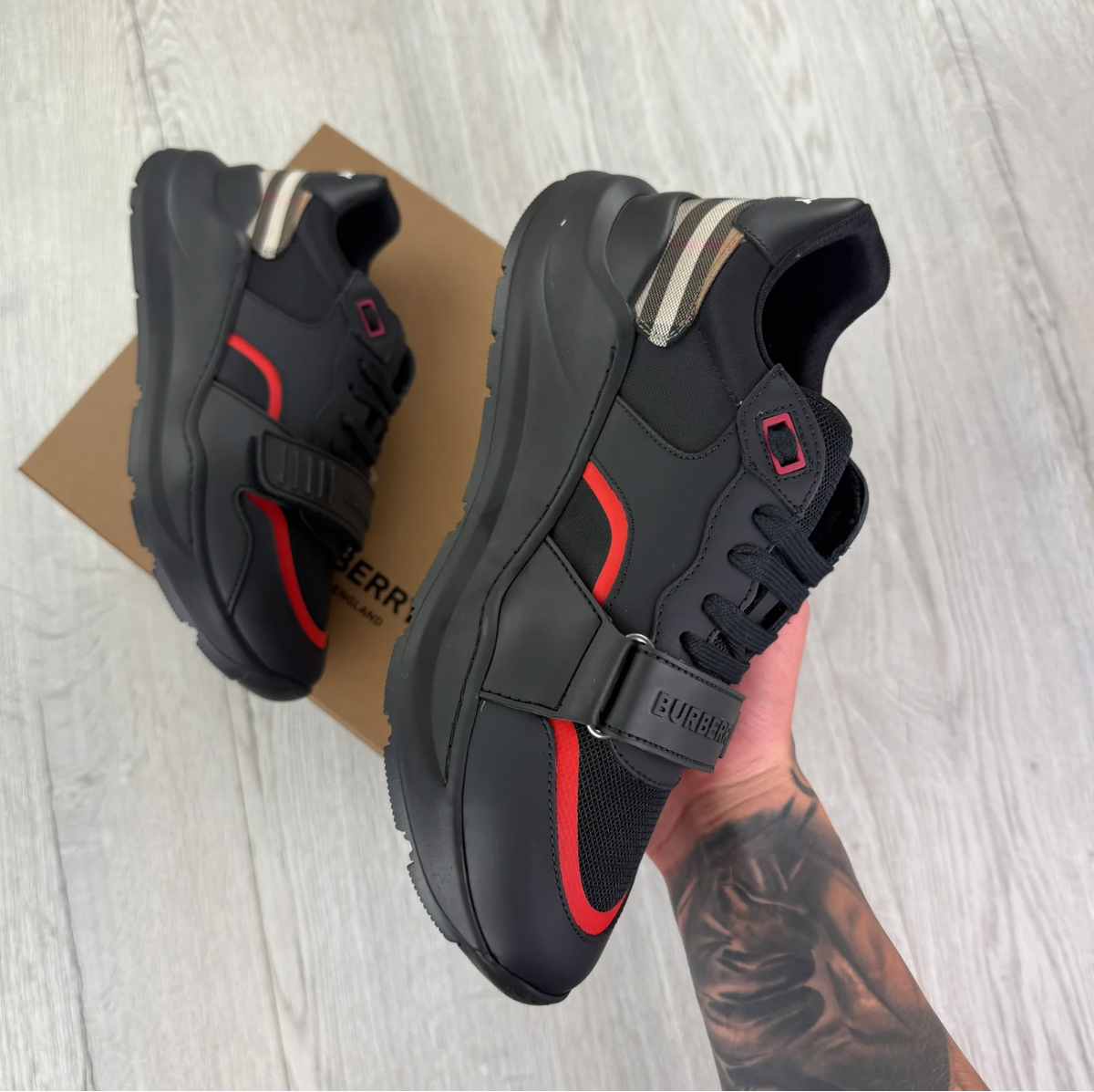 Burberry Men’s Black & Red Ramsey Check Trainers
